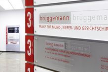 Die Praxis ist in der Etage 3